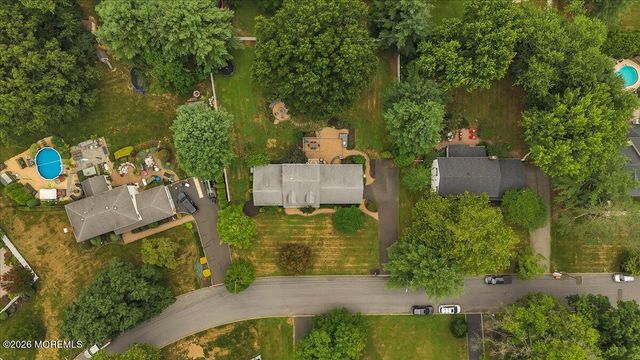 25 Nedshire Drive, Middletown, NJ 07748