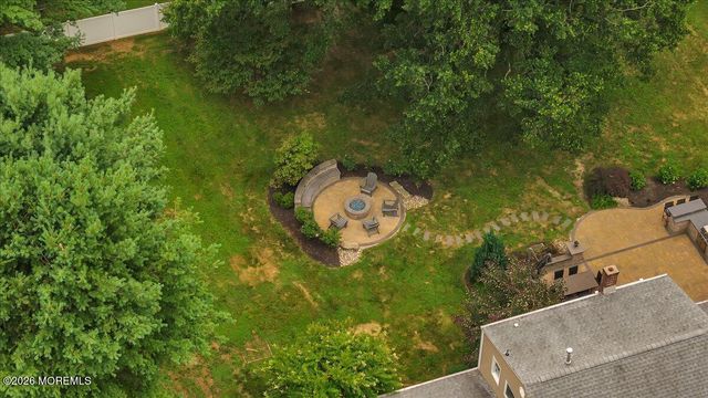 25 Nedshire Drive, Middletown, NJ 07748