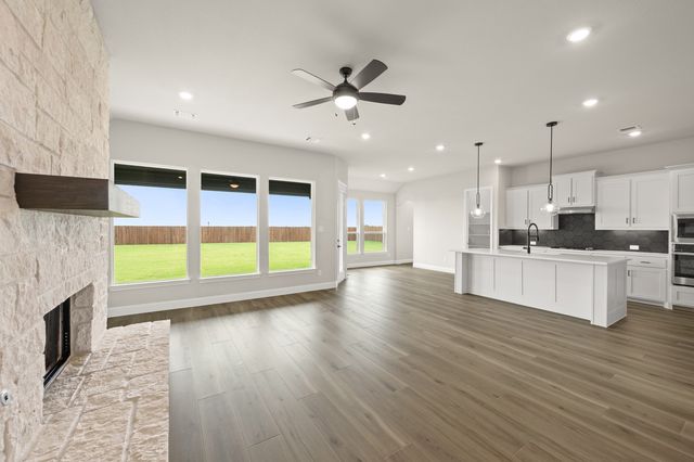 241 Pine Leaf Trail, Waxahachie, TX 75165