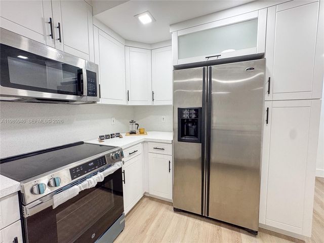 15545 Arizona Rd, Homestead, FL 33033