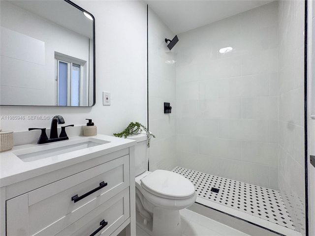 15545 Arizona Rd, Homestead, FL 33033