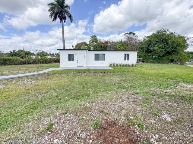 15545 Arizona Rd, Homestead, FL 33033