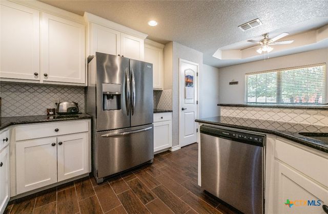 1421 Cottonwood Road, Fischer, TX 78623