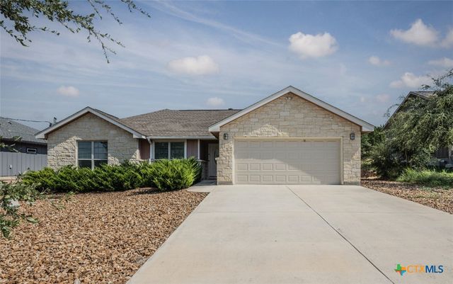 1421 Cottonwood Road, Fischer, TX 78623