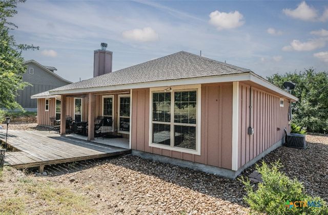 1421 Cottonwood Road, Fischer, TX 78623