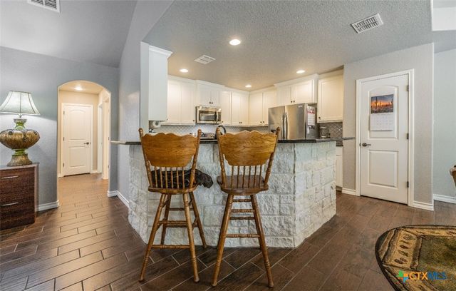 1421 Cottonwood Road, Fischer, TX 78623