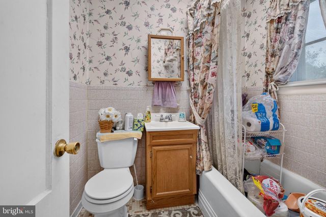 17 DELREY AVE, Catonsville, MD 21228