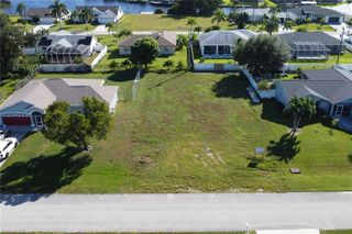 2143 SE 18th PL, Cape Coral, FL 33990