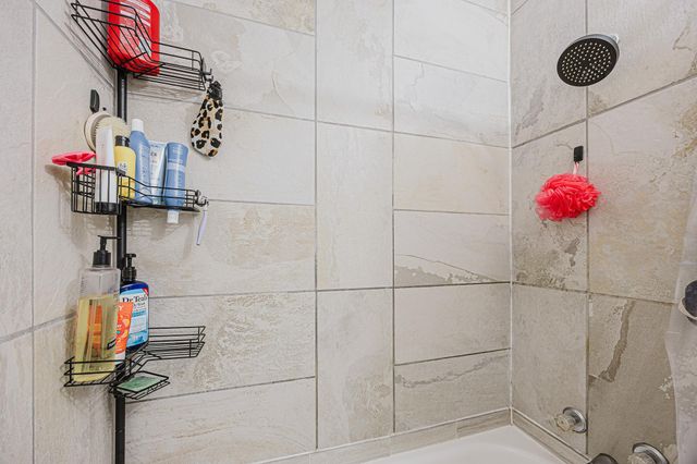 1545 15th Street S, Fargo, ND 58103