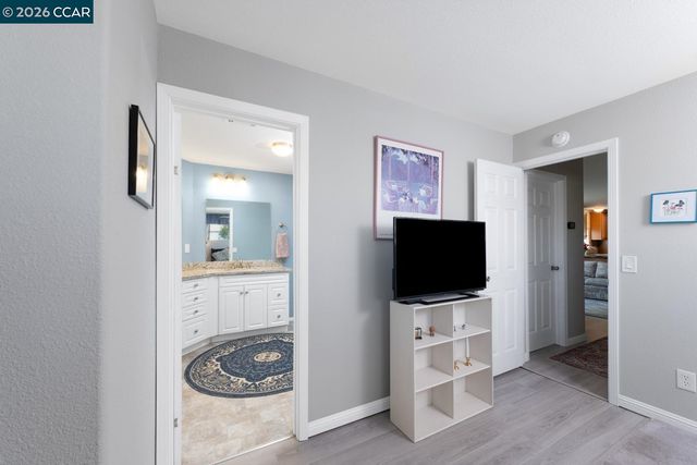 1035 Peralta 16, Concord, CA 94520