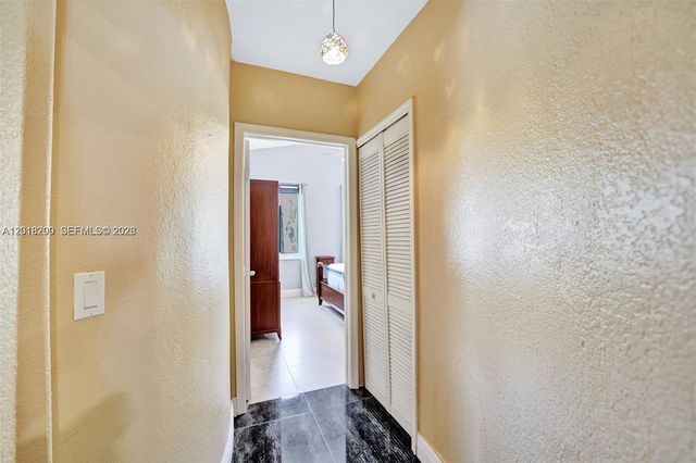18093 NW 87th Pl 0, Hialeah, FL 33018