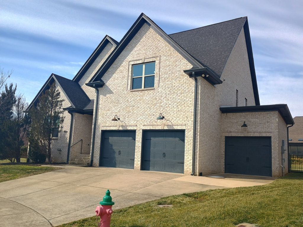 9004 Spearfish Ct, Spring Hill, TN 37174