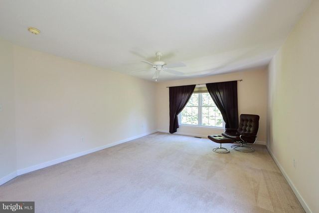 339 REGIS FALLS AVE, Wilmington, DE 19808