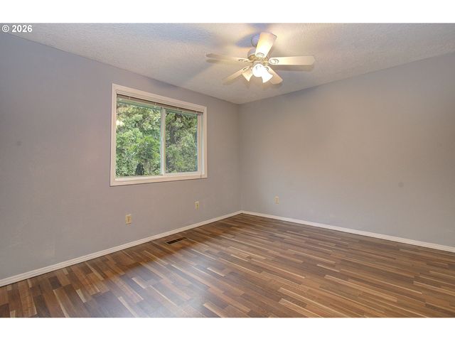 1015 Nw 123RD Cir, Vancouver, WA 98685