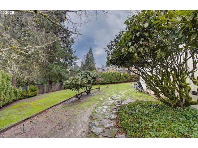 1015 Nw 123RD Cir, Vancouver, WA 98685