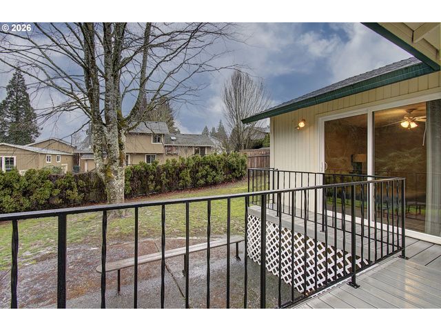 1015 Nw 123RD Cir, Vancouver, WA 98685