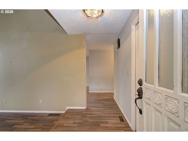 1015 Nw 123RD Cir, Vancouver, WA 98685