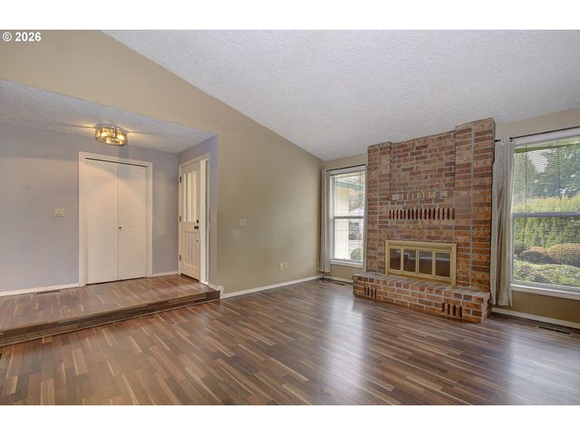 1015 Nw 123RD Cir, Vancouver, WA 98685