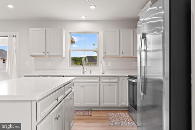 8304 SAGE FLOWER AVE, Brandywine, MD 20613