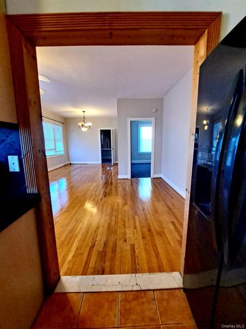 9302 202nd Street, Hollis, NY 11423