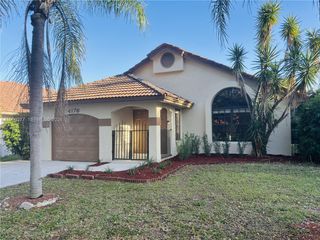 4176 NW 5th Dr, Deerfield Beach, FL 33442