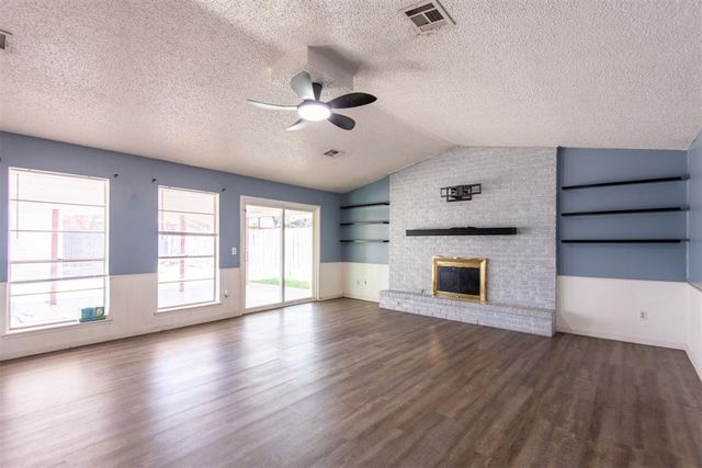 8901 S Kentucky Avenue, Oklahoma City, OK 73159
