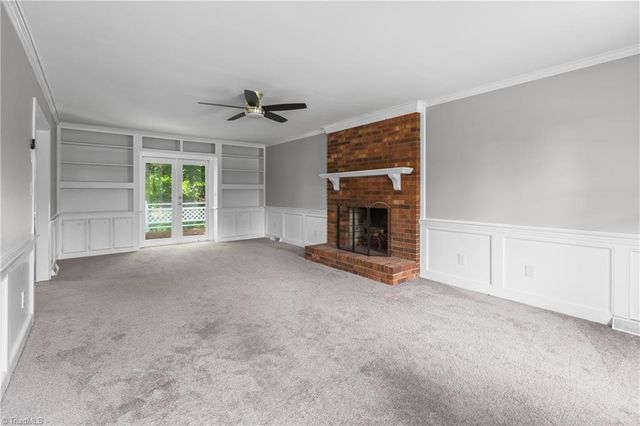 2094 Pembrooke Forest Drive, Winston-salem, NC 27106