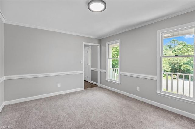 2094 Pembrooke Forest Drive, Winston-salem, NC 27106