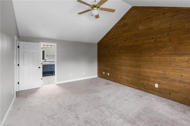 2094 Pembrooke Forest Drive, Winston-salem, NC 27106