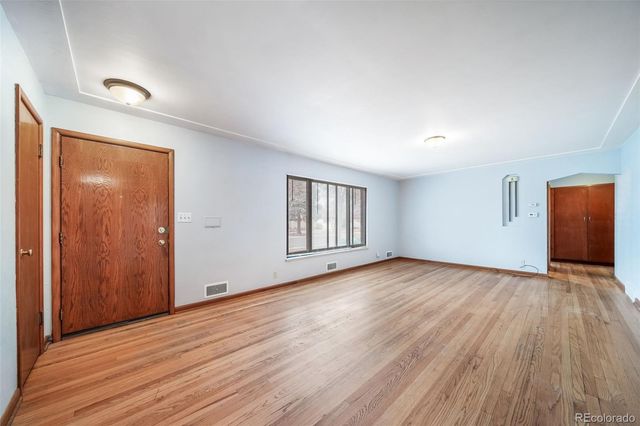 2228 Newark Street, Aurora, CO 80010