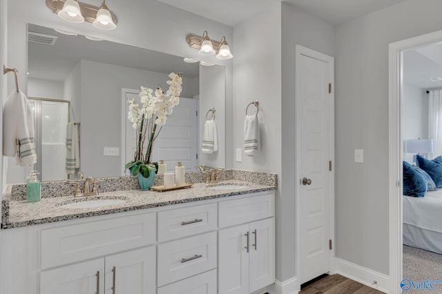 108 Sidney Ruth Drive, New Market, AL 35761