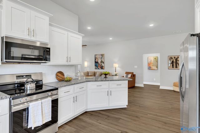 108 Sidney Ruth Drive, New Market, AL 35761