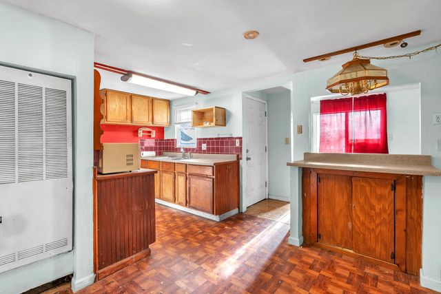 576 Lake Eliza Gateway, Hebron, IN 46341