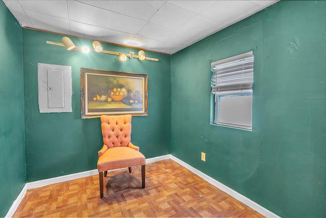 576 Lake Eliza Gateway, Hebron, IN 46341