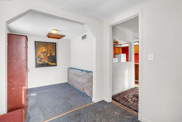 576 Lake Eliza Gateway, Hebron, IN 46341