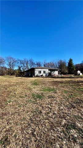 16478 Hale Mountain Road, Morrow, AR 72749