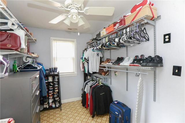 117 Barksdale RD, Hampton, VA 23669