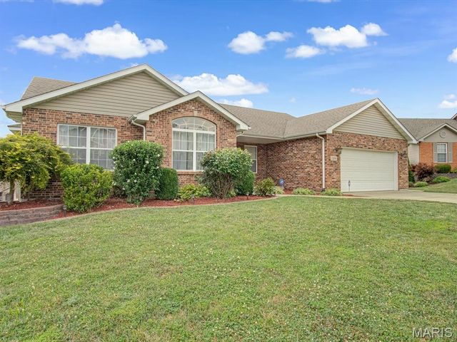 209 Heritage Street, Columbia, IL 62236