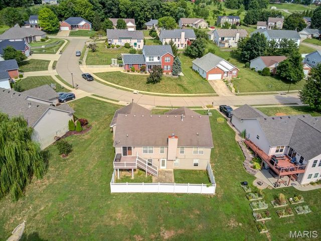 209 Heritage Street, Columbia, IL 62236