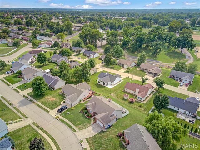 209 Heritage Street, Columbia, IL 62236