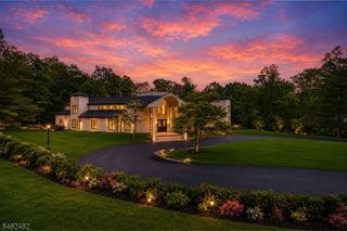 809 West Shore Drive, Kinnelon Boro, NJ 07405