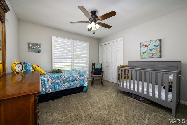 5018 Ringer Road, St Louis, MO 63129