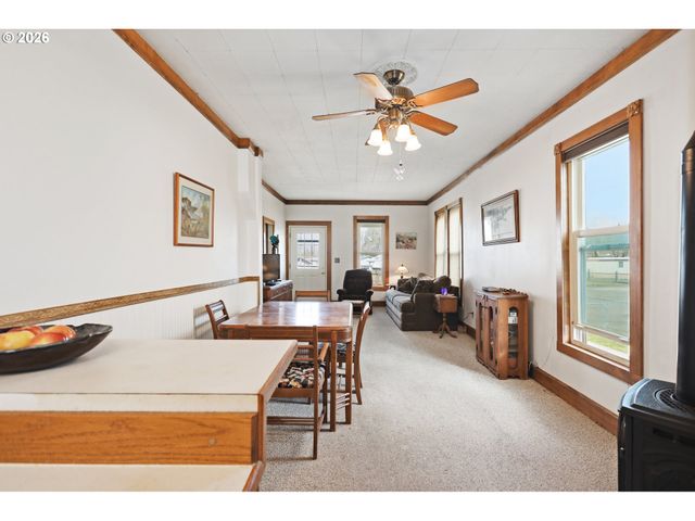 320 DESCHUTES St, Wasco, OR 97065