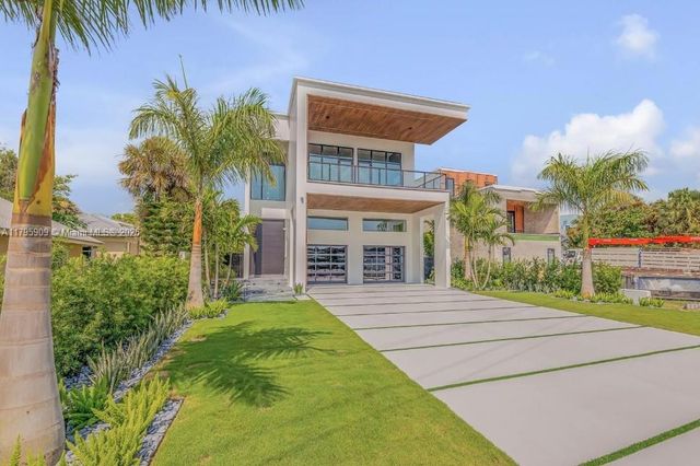 1194 N Peninsula Ave, New Smyrna Beach, FL 32169