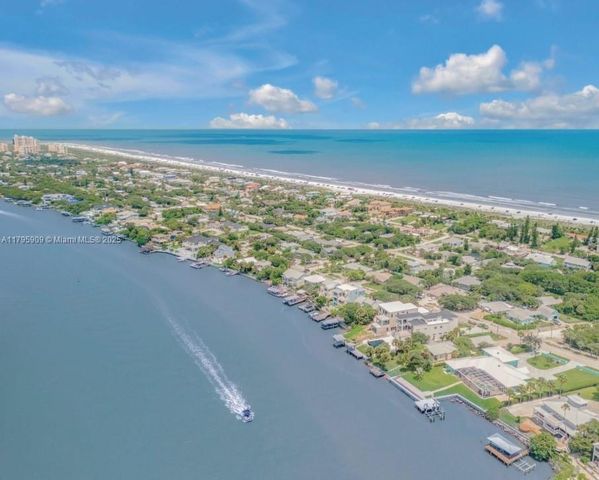 1194 N Peninsula Ave, New Smyrna Beach, FL 32169