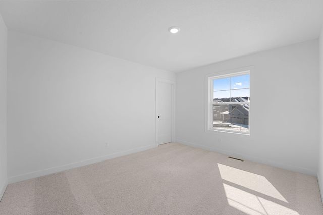 7459 Waters Edge Avenue, Shakopee, MN 55379