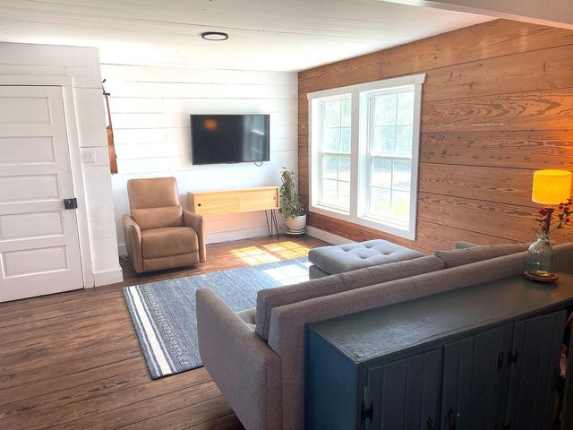 4066 County Road 448, Thorndale, TX 76577