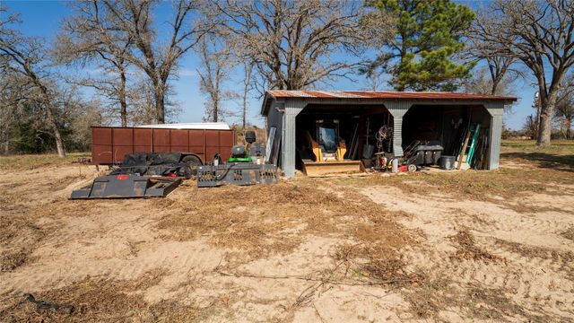 4066 County Road 448, Thorndale, TX 76577