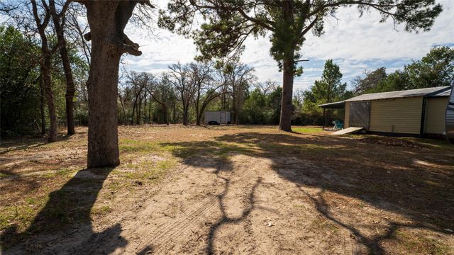 4066 County Road 448, Thorndale, TX 76577