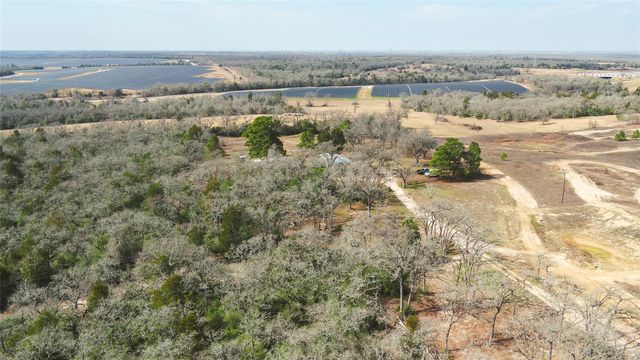 4066 County Road 448, Thorndale, TX 76577